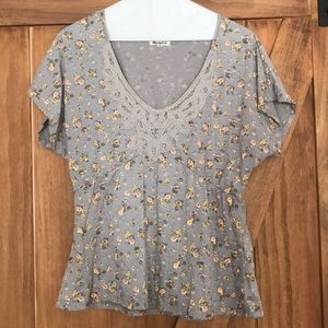 Small grey Rewind shirt with pink and yellow